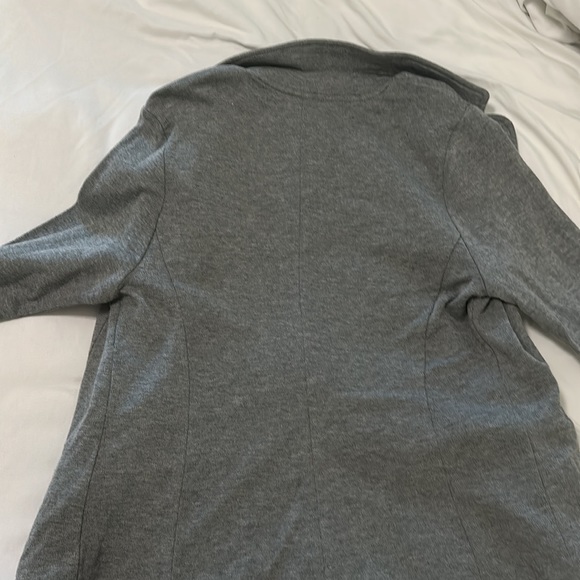 grey jacket - Picture 5 of 5